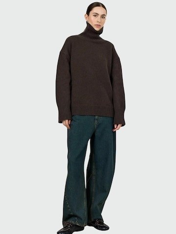 Levete Room Trui 'Perle 3' in Bruin