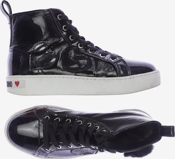 Love Moschino Sneakers & Trainers in 39 in Black: front