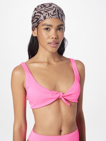 HOLLISTER - Triángulo Top de bikini en rosa: frente