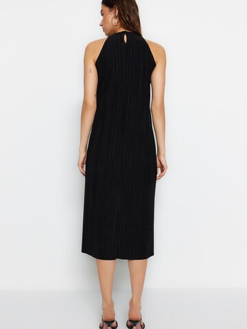 Trendyol Sukienka w kolorze czarny