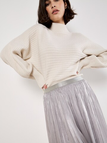 Apricot Stud Metallic Shimmer Mesh Midi Skirt ' ' in Silber