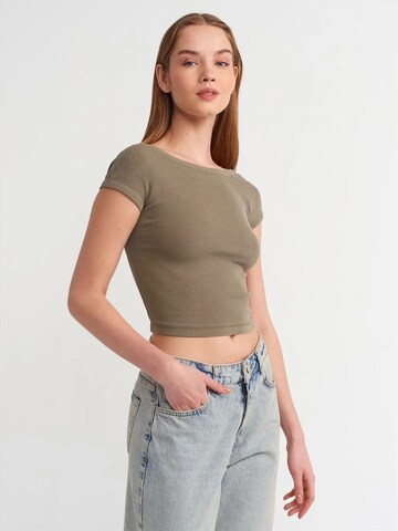 Dilvin Shirt in Green: front