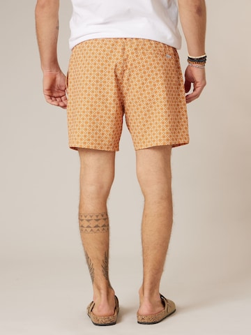 Shorts de bain 'BRASIL' Deeluxe en orange