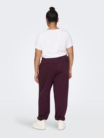 Regular Pantalon à pince ONLY Carmakoma en violet