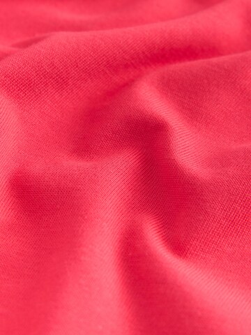 Tricou de la Next pe roz