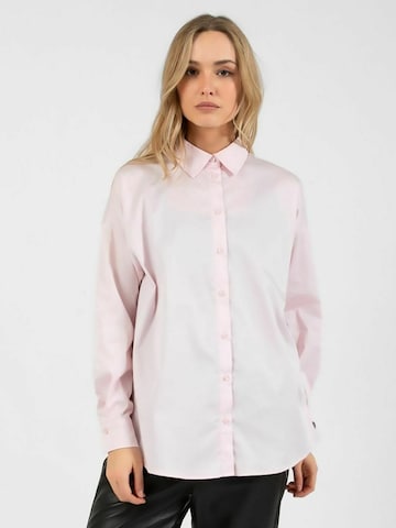 Coster Copenhagen Shirt ' Boxy ' in Pink: front