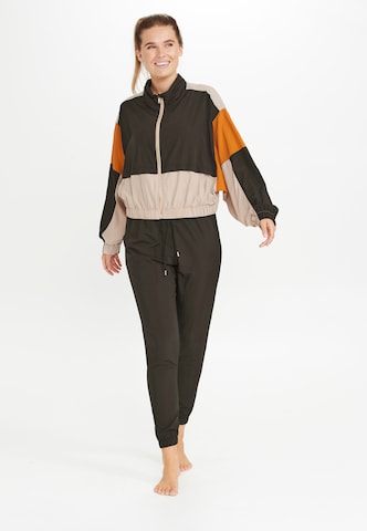 Athlecia Sportjacke 'Tharbia' in Braun
