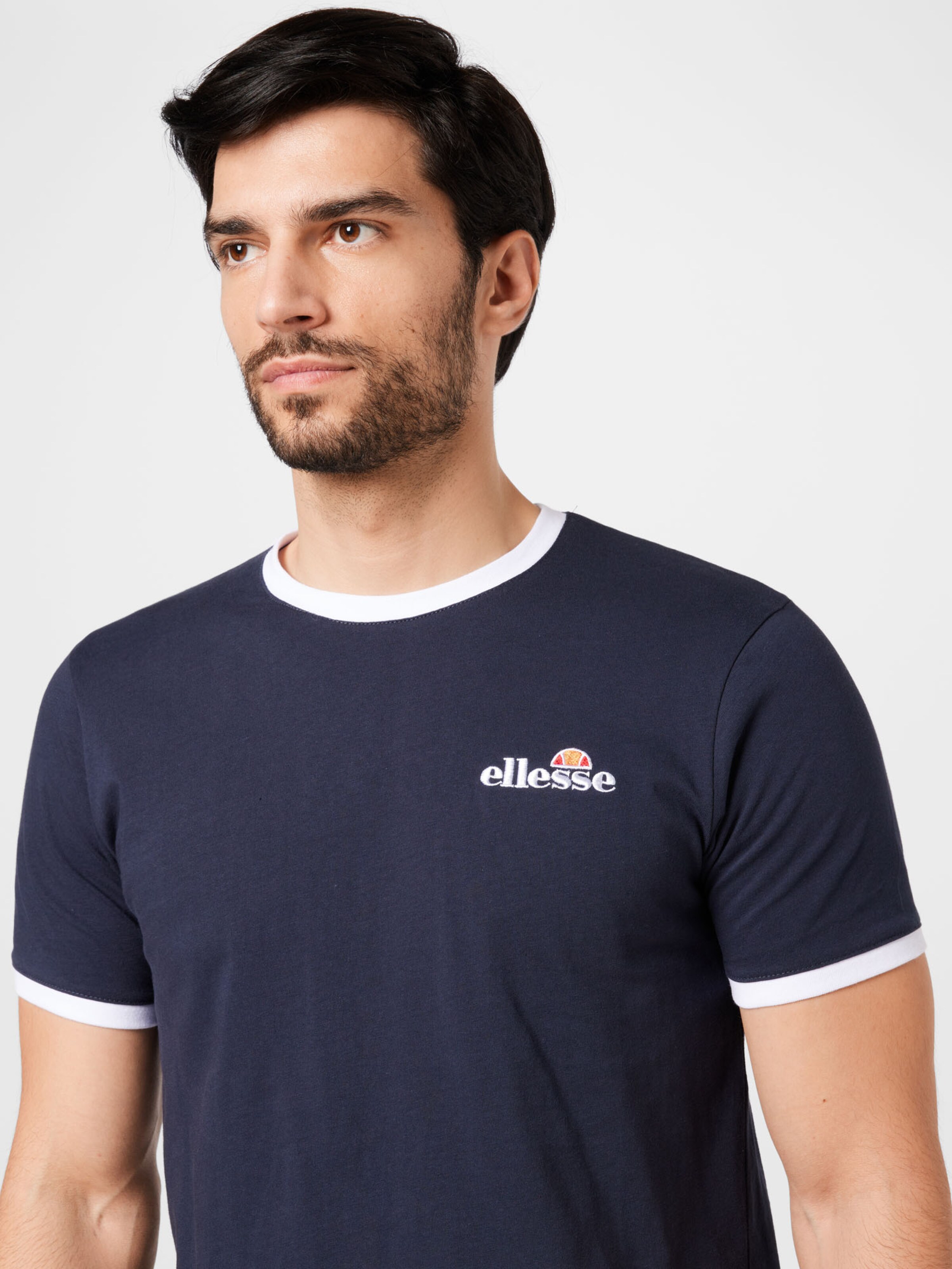 Vêtements T-Shirt Meduno ELLESSE en Bleu Marine 