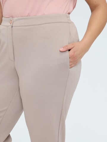 Fiorella Rubino Regular Hose‌‌‌‌‌‌‌ in Grau