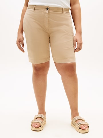 Tommy Hilfiger Curve Regular Chinoshorts in Beige: Vorderseite