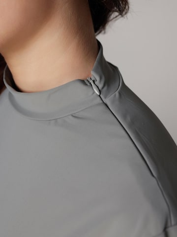 SIYA Swimwear High neck Badpak 'South - Covered' in Grijs