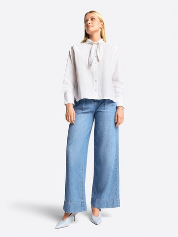 Wide leg Jeans con pieghe di Rich & Royal in blu