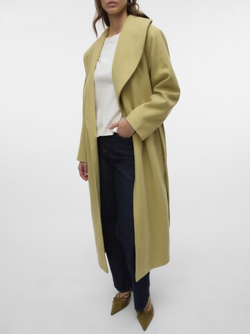 Manteau mi-saison 'VMAnne' VERO MODA en vert