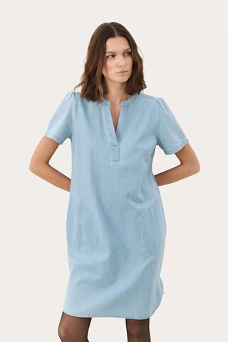 Robe 'Aminase' Part Two en bleu : devant