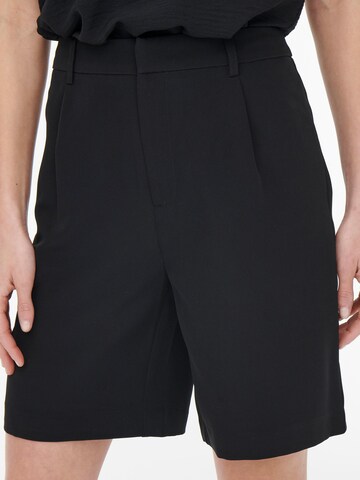 ONLY Regular Pleat-Front Pants 'Berry' in Black