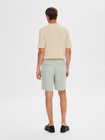 SELECTED HOMME - Loosefit Calças 'SILAS' em verde