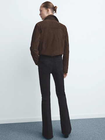 MANGO Na zvonec Kavbojke 'VIOLETA' | črna barva