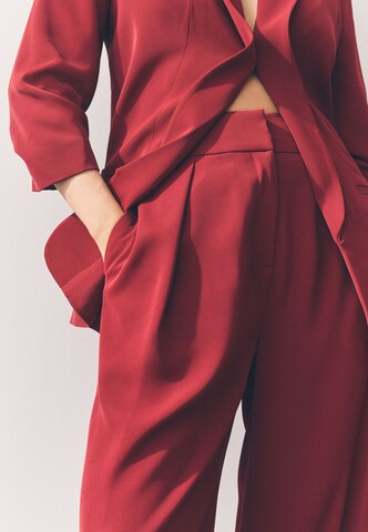 sarkans Next Platas staras Klasiskas bikses