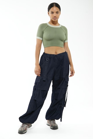 Regular Pantalon cargo BDG Urban Outfitters en bleu