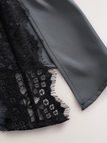 Next Платье в Серый