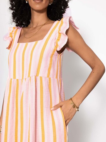 SASSYCLASSY Dress in Pink