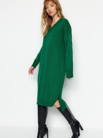 Rochie tricotat de la Trendyol pe verde: față