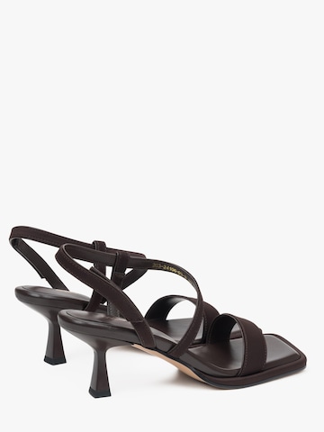 Estro Sandals '203-24106-03' in Brown