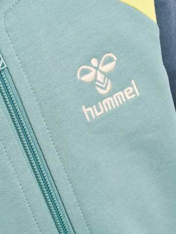 Hummel Sportief sweatshirt in Blauw