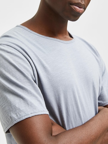 T-Shirt 'Morgan' SELECTED HOMME en bleu