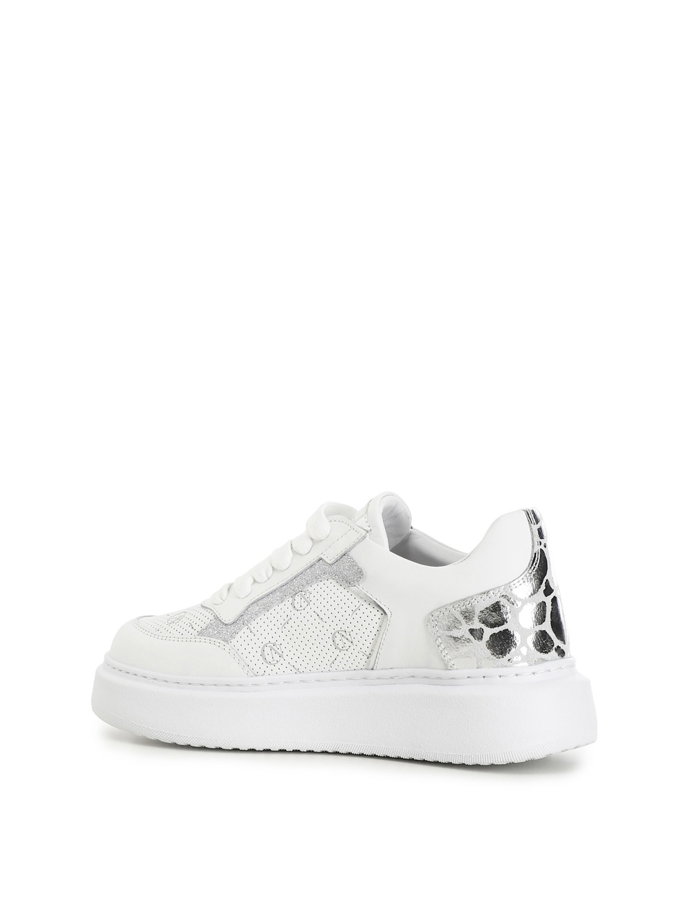 Sneaker bassa di CAFè NOIR in bianco