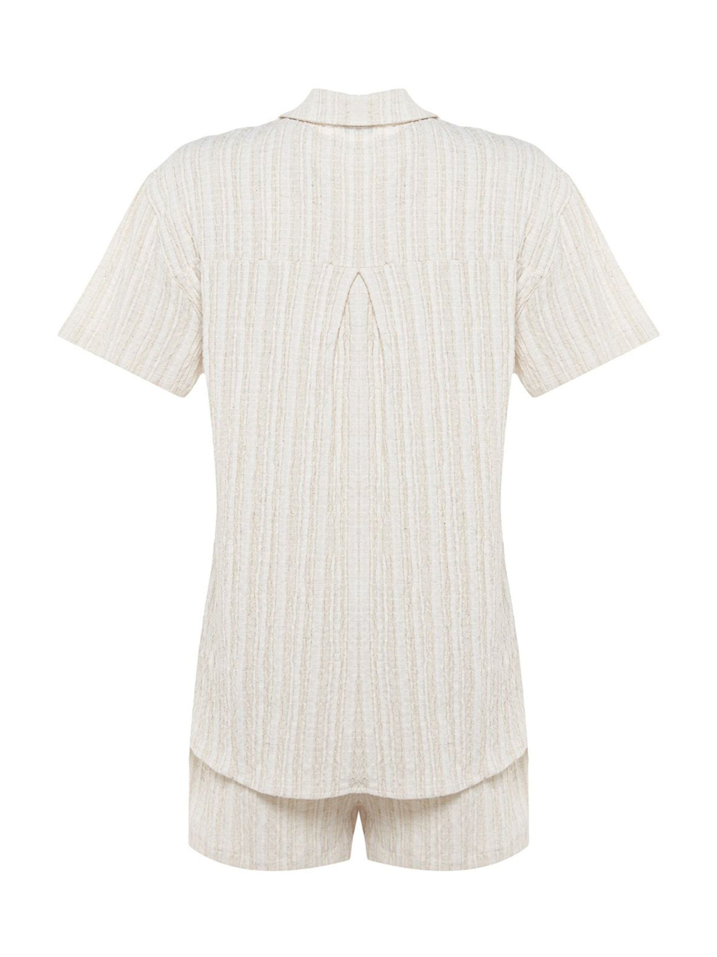 Costum cu pantaloni de la Trendyol pe bej