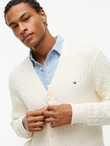 TOMMY HILFIGER - Cárdigan 'CLASSIC' en beige: frente