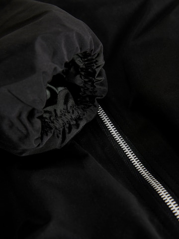 JJXX Between-season jacket 'Leila' in Black
