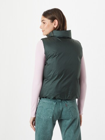 LEVI'S ® Weste 'Pillow Bubble Vest' in Grün