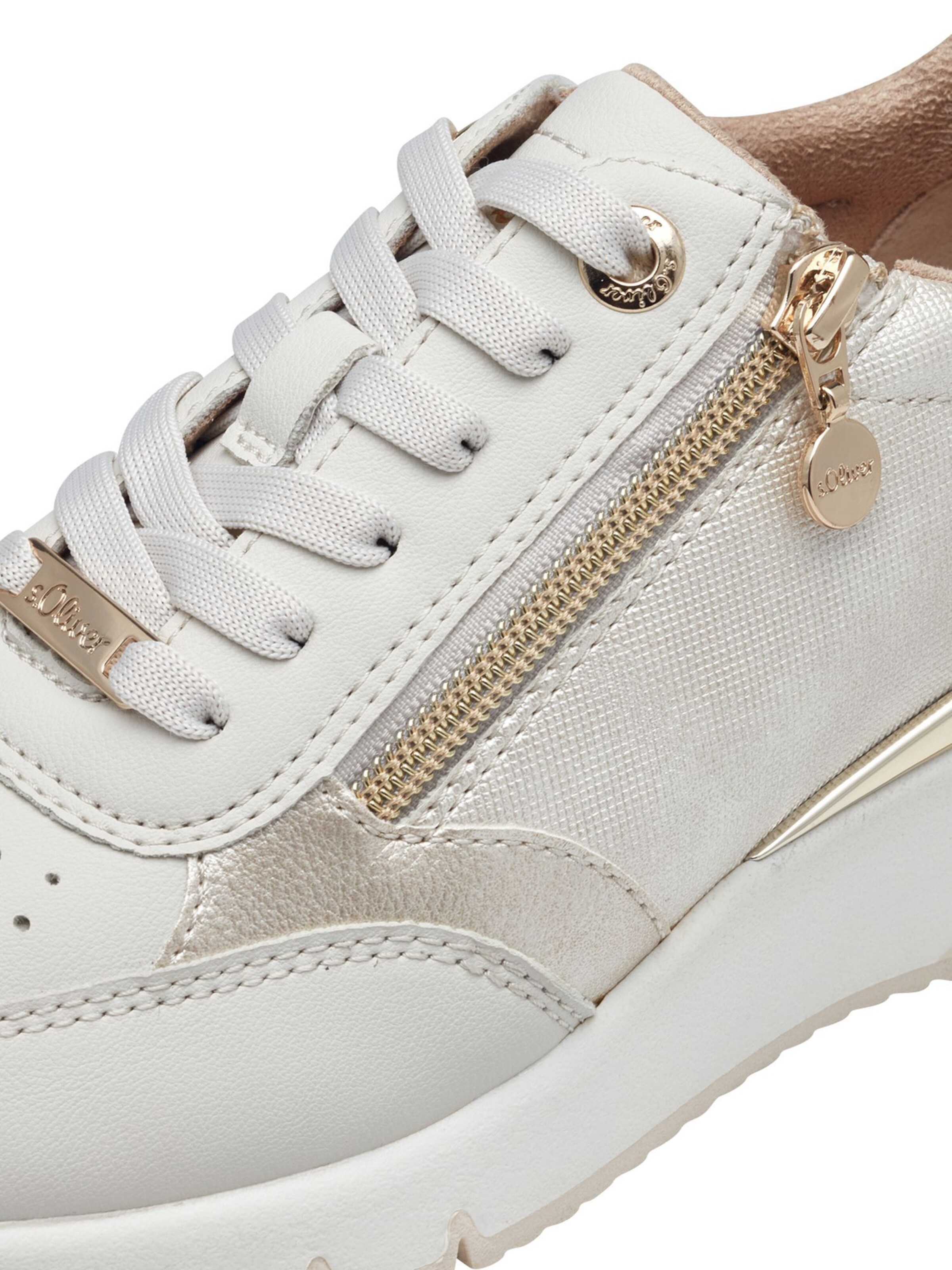 s.Oliver Sneakers in Beige