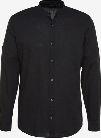 Trendyol Regular fit Риза в черно: отпред