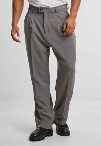 Urban Classics - Loosefit Pantalón plisado en gris: frente