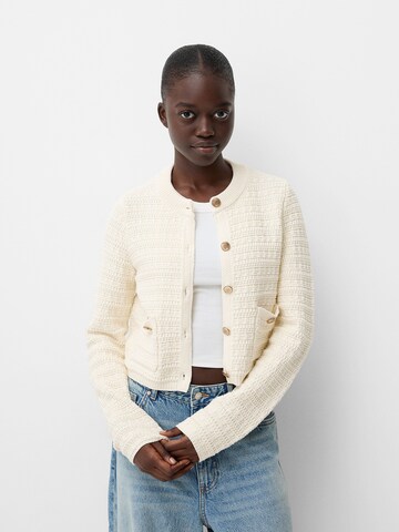 Bershka Knit cardigan in Beige: front