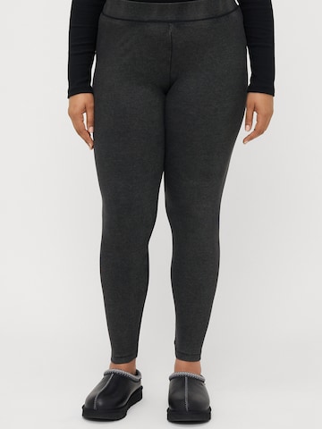ONLY Carmakoma Skinny Fit Клин 'CARVALERIE' в черно
