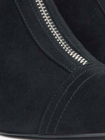 Estro Ankle boots in Black