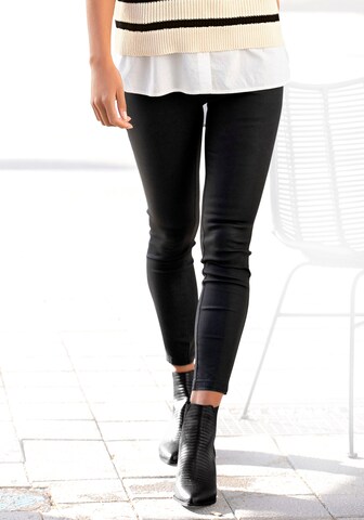 LASCANA Skinny Trousers in Black: front