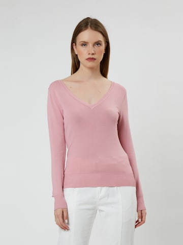 Pull-over Influencer en rose : devant