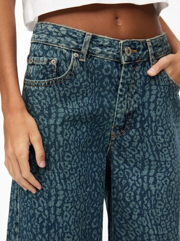Pull&Bear Широки крачоли Дънки в синьо