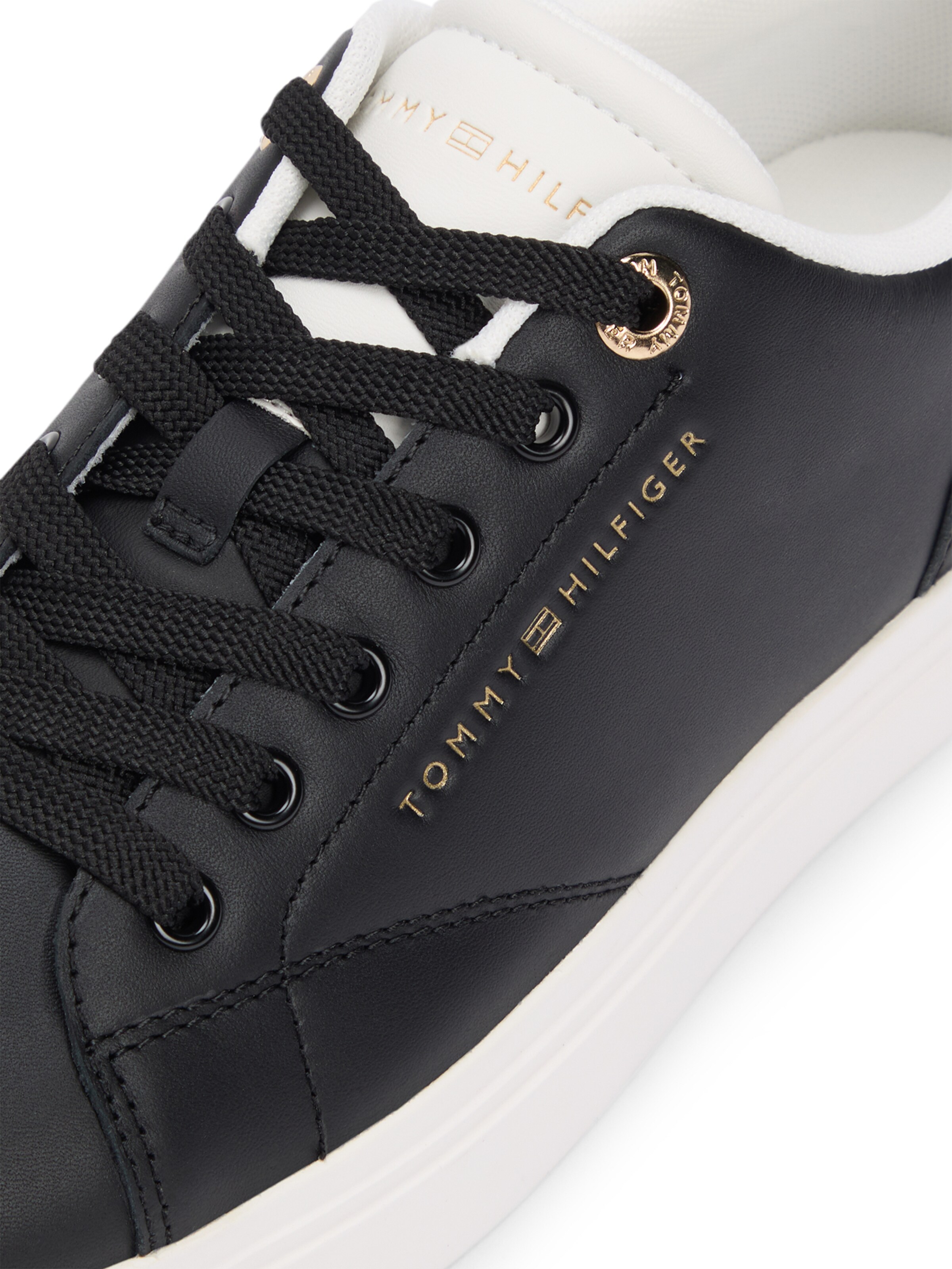 TOMMY HILFIGER Trampki niskie w kolorze czarny