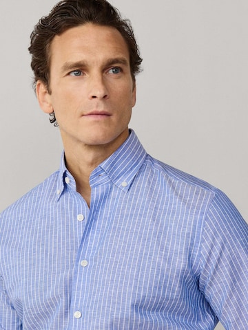 Coupe regular Chemise Hackett London en bleu