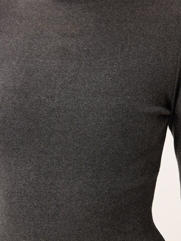 Tommy Life Dress in Grey