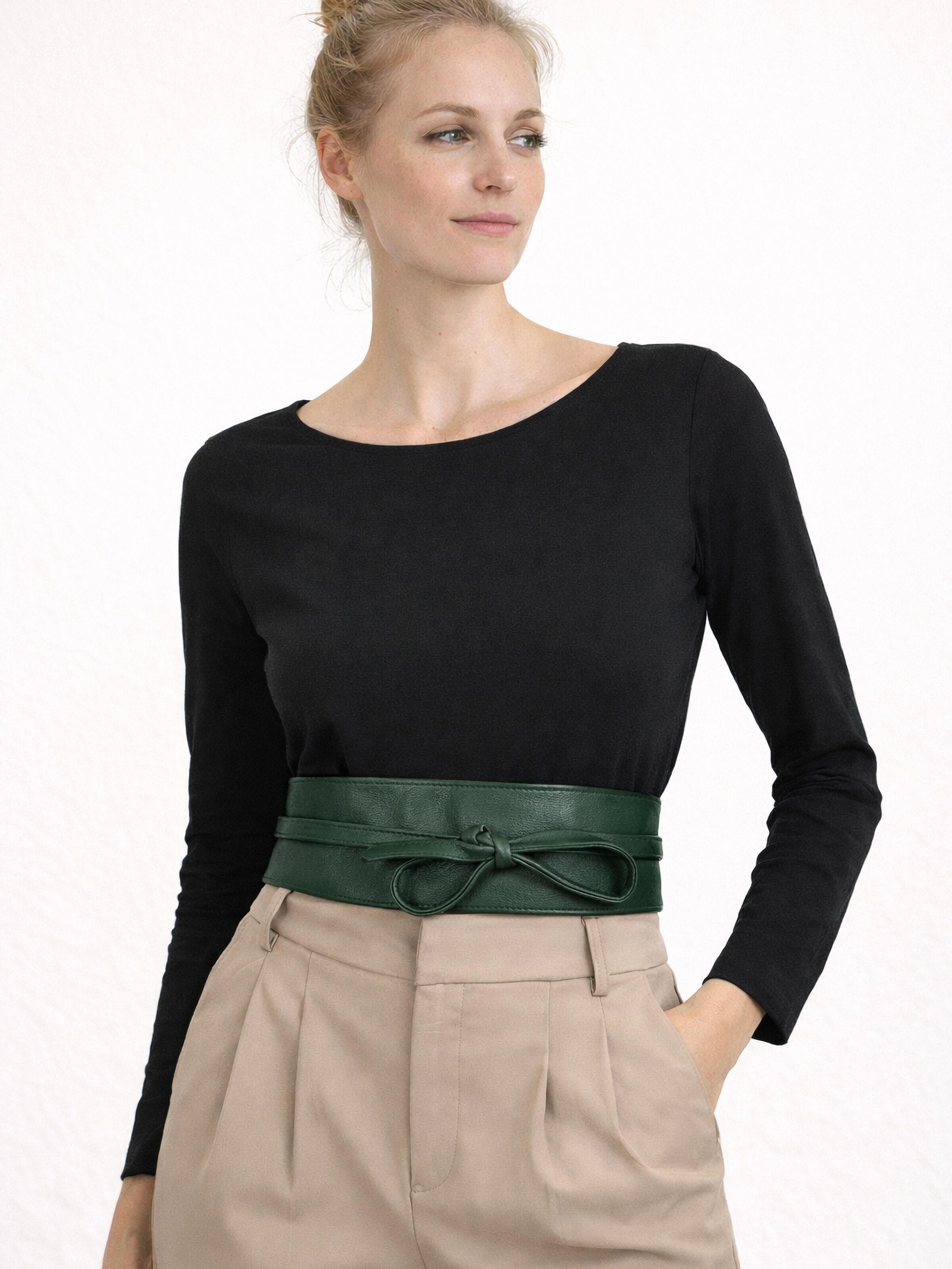 COLLEZIONE ALESSANDRO Belt 'Veggie' in Green: front
