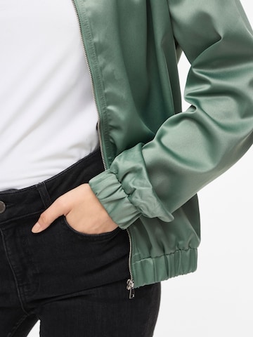 Veste mi-saison 'VIEllie' VILA en vert