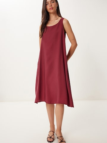 Robe d’été Happiness İstanbul en rouge : devant