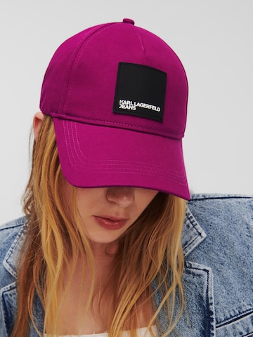 KARL LAGERFELD JEANS Cap in Pink: front